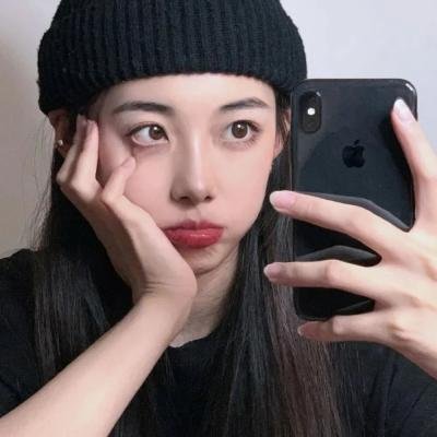 查理咬我手指